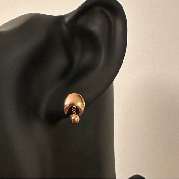 🌙 One of a kind, Unique 18K Gold Crescent Earrings - Picture 2 of 7